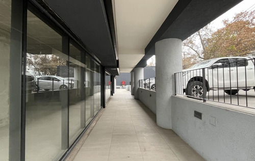 Local De 65 M2 En Barrio Residencial De Ñuñoa