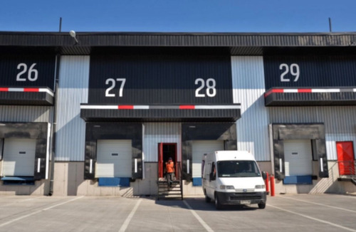 Arriendo Bodega De 3200m2 En Colina