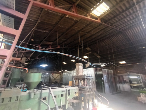 Propiedad Industrial En Venta Macul