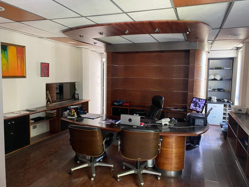 Venta Propiedad Industrial 1.691m2 Útiles – Renca