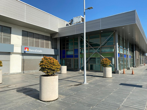 Arriendo Gran Local En Metro Rondizzoni