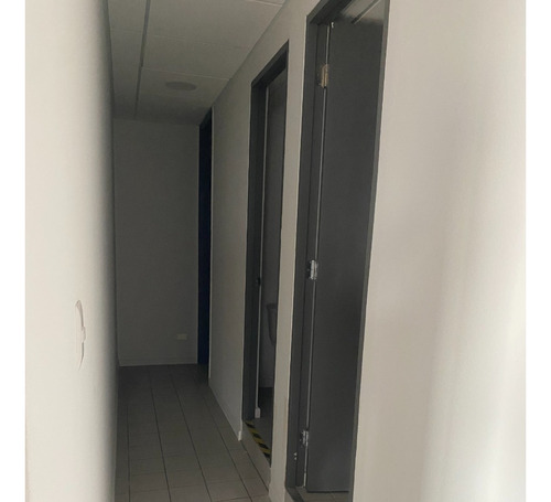 Se Vende Oficina 518m2 Recien Habilitada