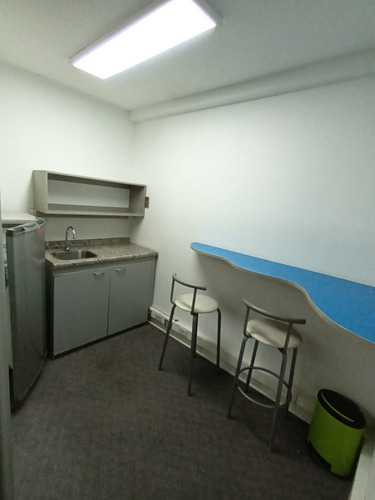 Arriendo Oficina De 80,61m2 Plaza Perú Barrio El Golf