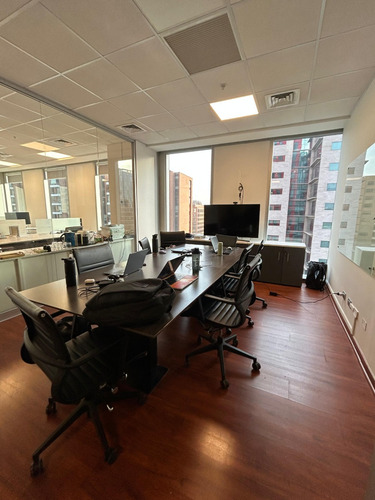 Oficina Habilitada Y Amoblada Nueva Las Condes