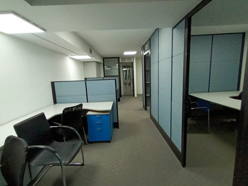 Arriendo Oficina De 80,61m2 Plaza Perú Barrio El Golf