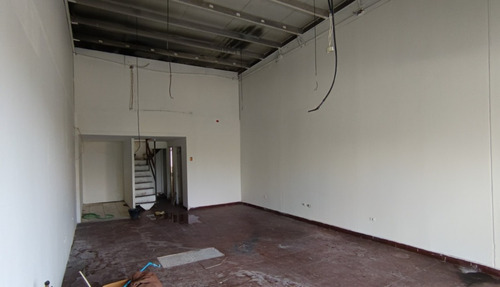 Local De 60 M2 En Ciudad De Los Valle