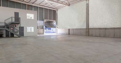 Arriendo Bodegas. Lampa