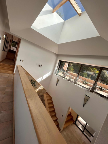 Espectacular Casa De Lujo En Sector Residencial
