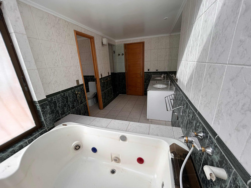 Se Vende Increíble Casa En Quinchamali 400m2 Construidos