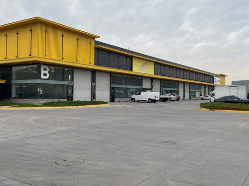 Arriendo Gran Bodega De 2467m2 En Renca