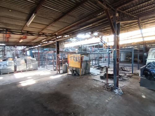 Venta Bodega San Bernardo 4.300 M2. Cod 473