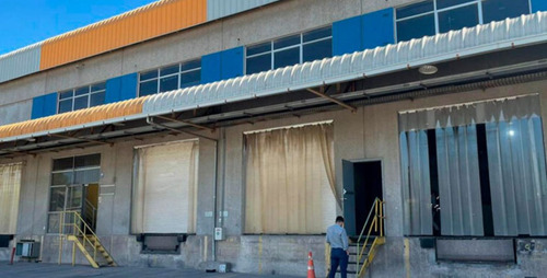 Arriendo Bodegas 3750m2 En Quilicura