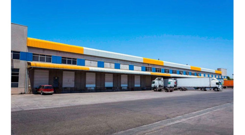 Arriendo Bodegas 3750m2 En Quilicura