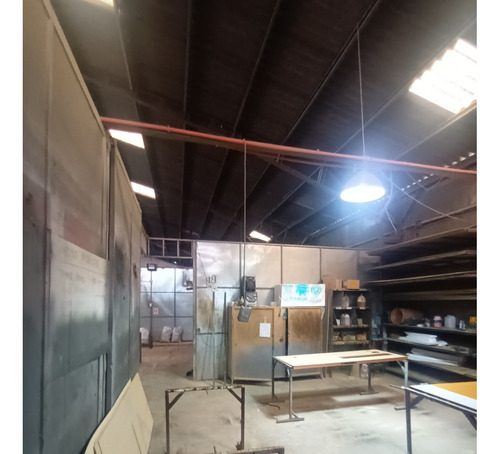Propiedad Industrial En Venta Macul