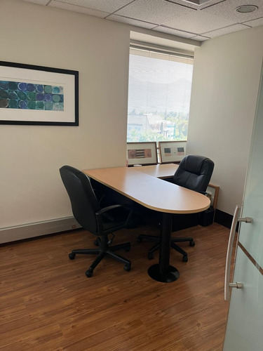 Arriendo Oficina De 242m2 Avenida Vitacura – Am Vespucio