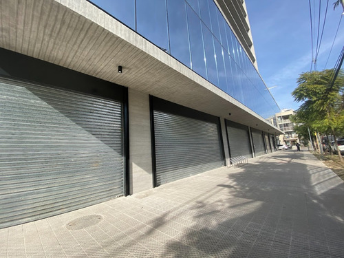 Local De 150 M2 A Pasos De Metro Manuel Montt