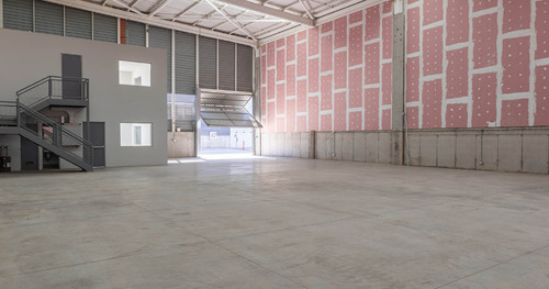 Arriendo Bodegas. Lampa